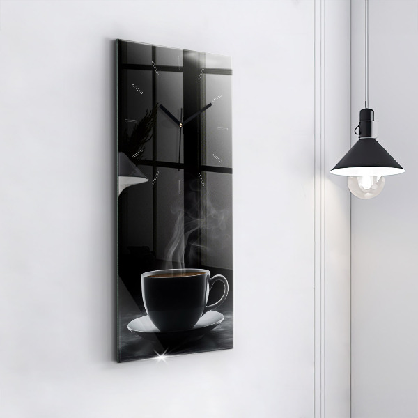 Horloge murale verticale Une tasse de café noir