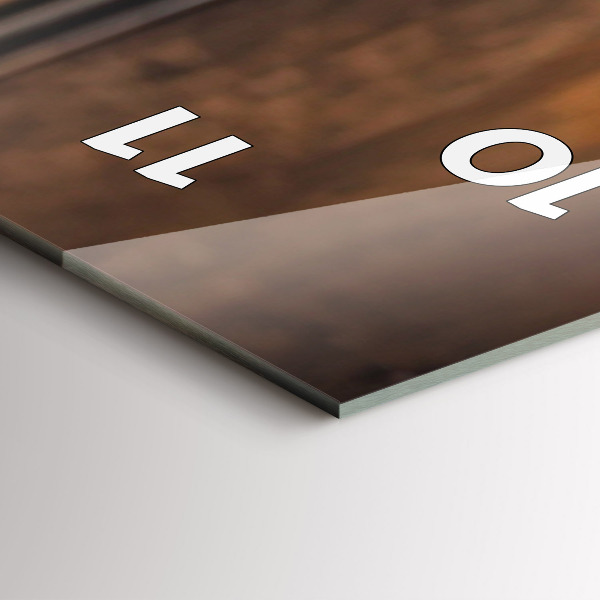 Horloge murale verticale Une tasse de café