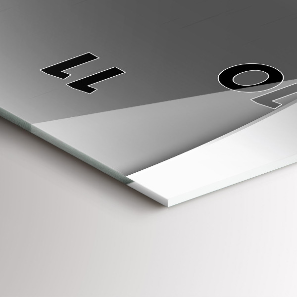 Horloge murale verticale Lignes argentées