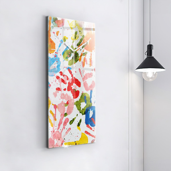Horloge murale verticale 'Empreintes de mains d''enfants'