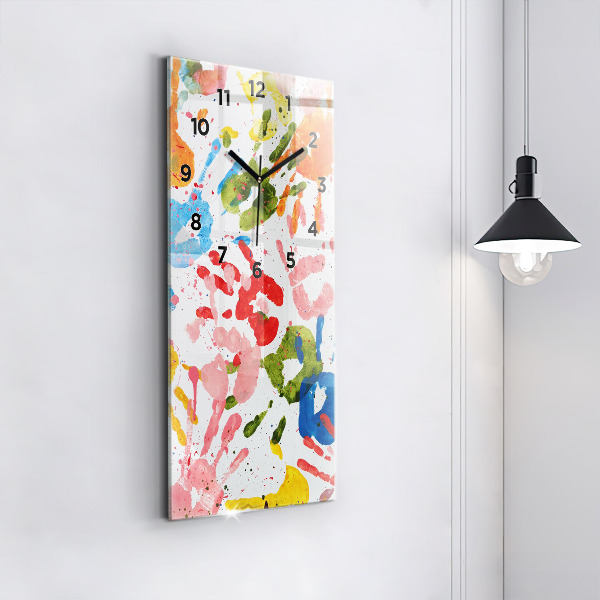 Horloge murale verticale 'Empreintes de mains d''enfants'