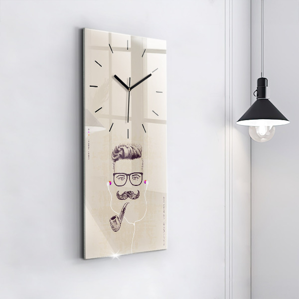 Horloge murale verticale Homme avec une pipe
