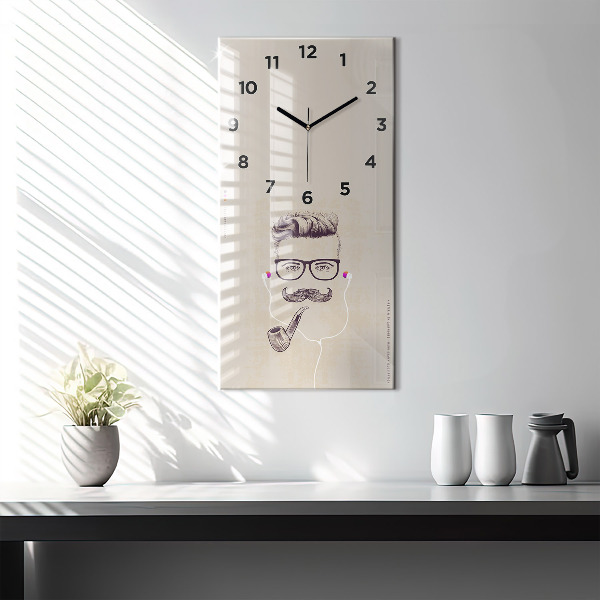 Horloge murale verticale Homme avec une pipe