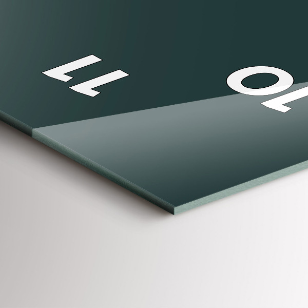 Horloge rectangulaire verticale Dessin au trait de la ville de Brno