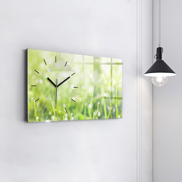 Horloge rectangulaire horizontale herbe verte