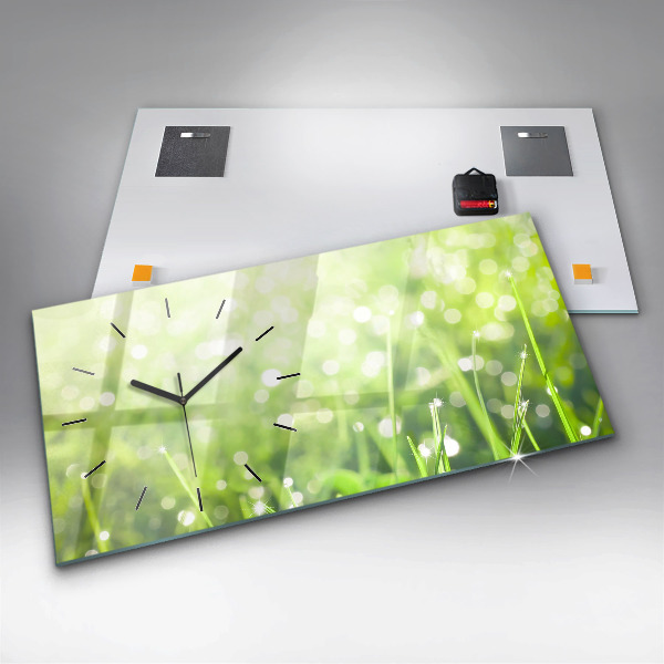Horloge rectangulaire horizontale herbe verte