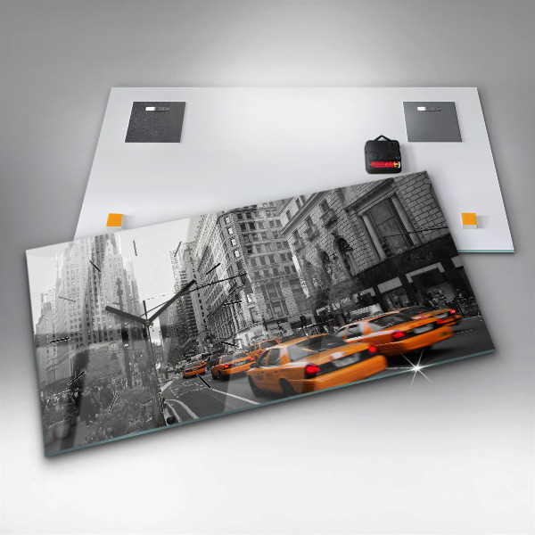 Horloge rectangulaire horizontale Manhattan et les taxis