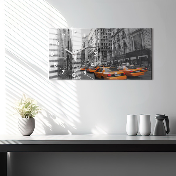Horloge rectangulaire horizontale Manhattan et les taxis