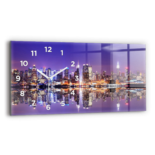 Horloge rectangulaire horizontale New York la nuit