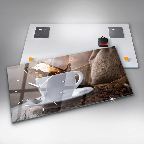 Horloge rectangulaire horizontale Une tasse de café