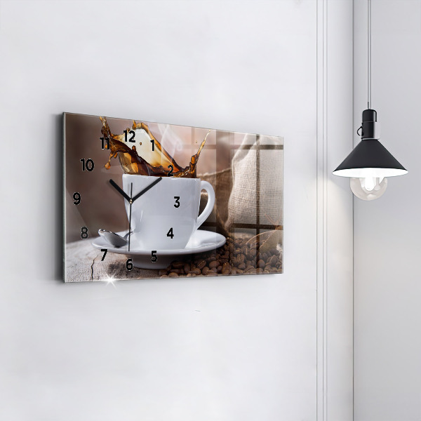 Horloge rectangulaire horizontale Une tasse de café