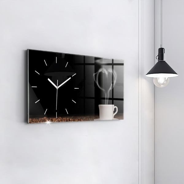Horloge rectangulaire horizontale Une tasse de café chaud