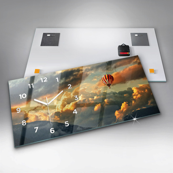 Horloge rectangulaire horizontale Vol en montgolfière dans les nuages