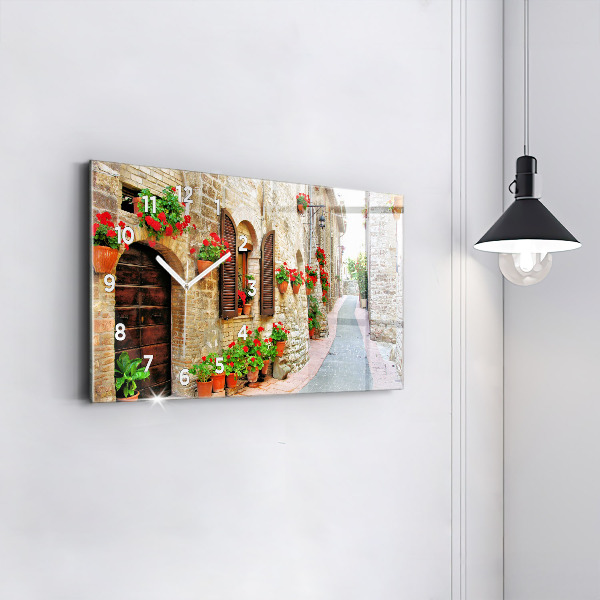 Horloge rectangulaire horizontale Une rue pittoresque