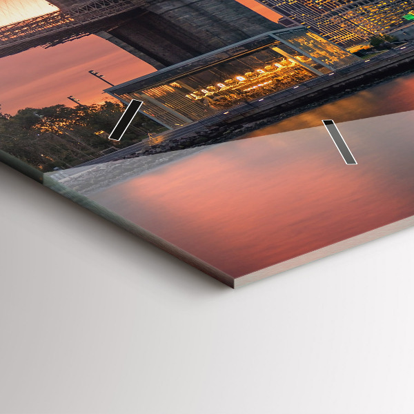 Horloge rectangulaire horizontale Rivière East de New York