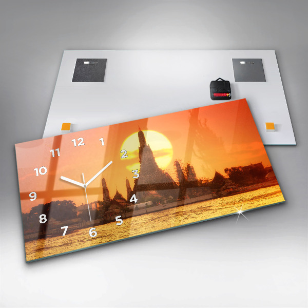 Horloge rectangulaire horizontale Wat Arun, Bangkok, Thaïlande