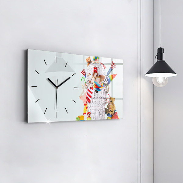 Horloge murale horizontale Panier en osier avec jouets
