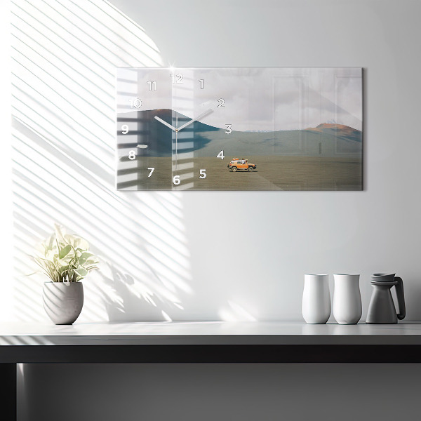 Horloge murale horizontale Véhicule dans le désert du Kamtchatka