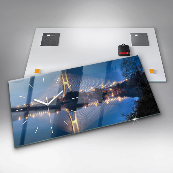 Horloge rectangulaire horizontale Pont Rędziński à Wrocław