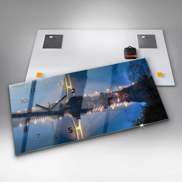 Horloge rectangulaire horizontale Pont Rędziński à Wrocław