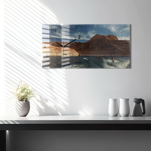 Horloge murale horizontale Personne sur des skis nautiques