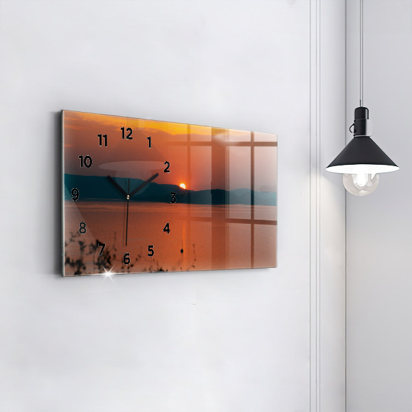 Horloge murale horizontale Le lac Balaton le soir