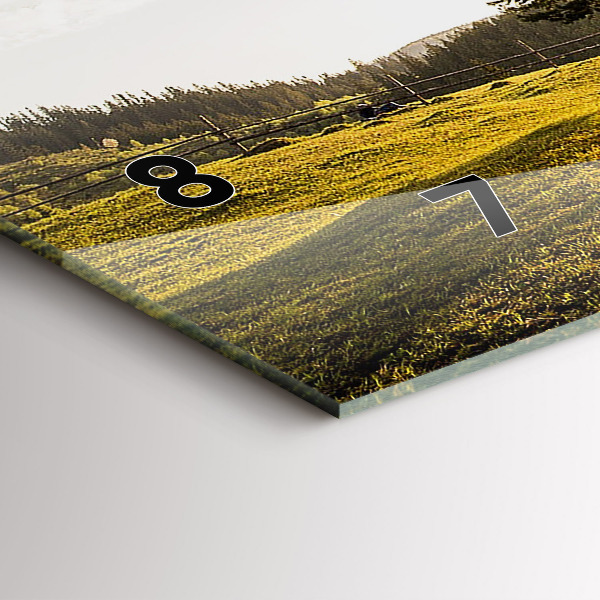 Horloge murale horizontale Un arbre sur une colline