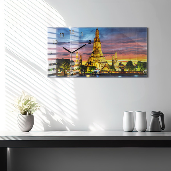 Horloge rectangulaire horizontale Temple à Bangkok