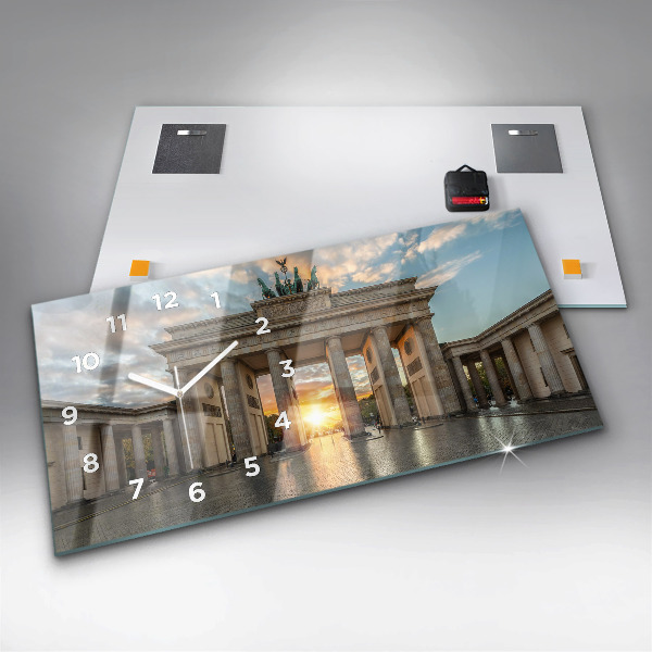 Horloge rectangulaire horizontale Porte de Brandebourg à Berlin