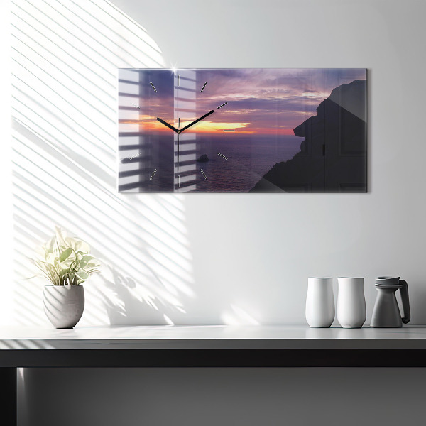 Horloge rectangulaire horizontale Tête de pierre