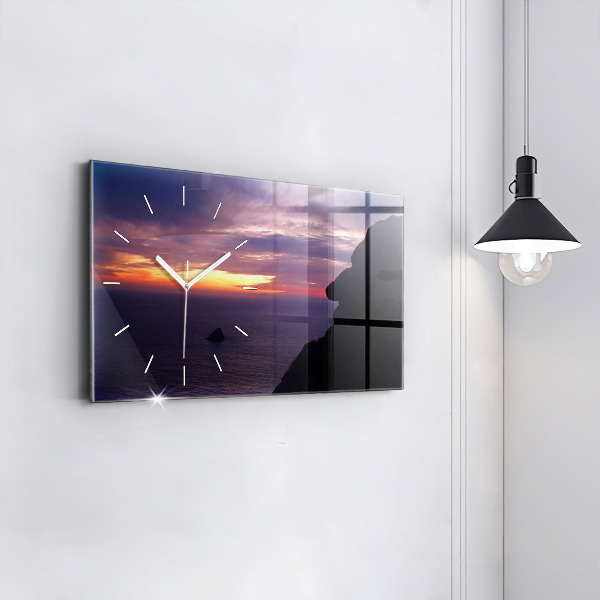 Horloge rectangulaire horizontale Tête de pierre