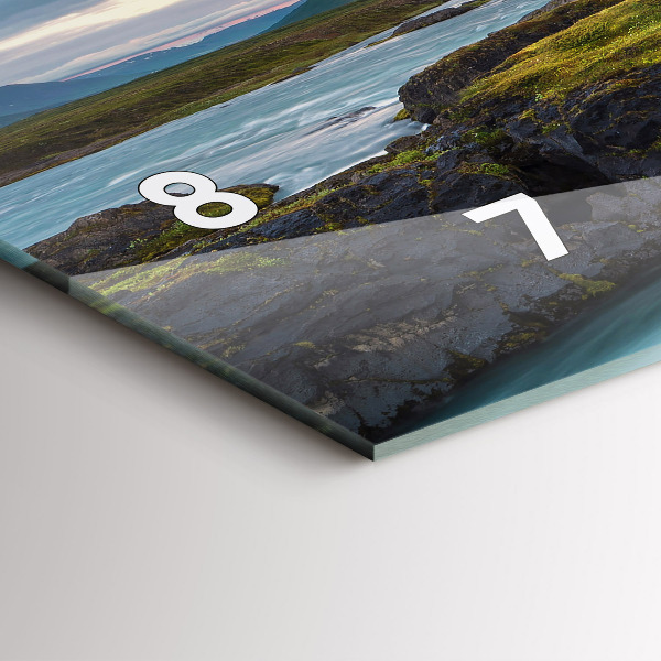 Horloge rectangulaire horizontale Paysage avec une cascade