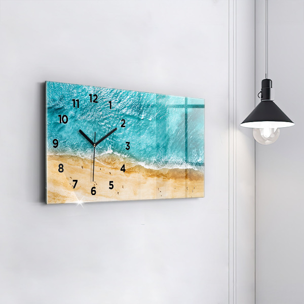 Horloge rectangulaire horizontale gens de la plage de la mer
