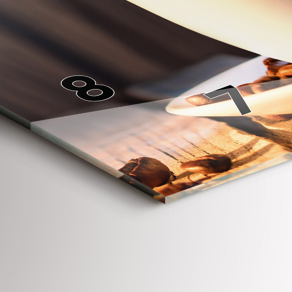 Horloge rectangulaire horizontale Une tasse de café