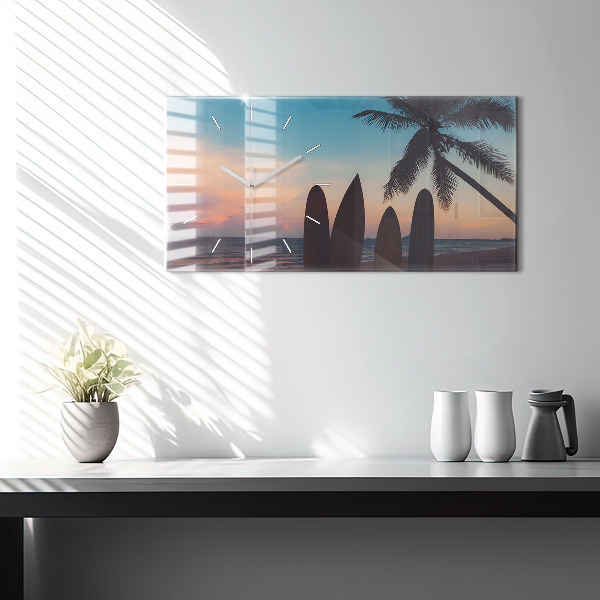 Horloge rectangulaire horizontale Surfer sur la plage