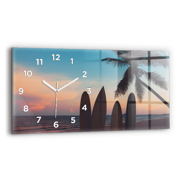 Horloge rectangulaire horizontale Surfer sur la plage