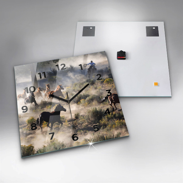 Horloge murale carrée Un troupeau de chevaux au galop