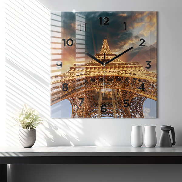 Horloge murale carrée La Tour Eiffel contre les nuages