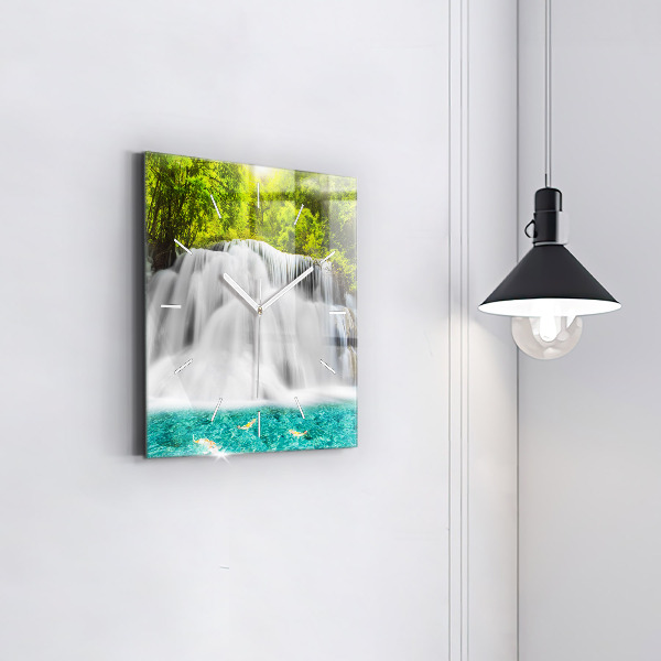 Horloge murale carrée Cascade en Thaïlande