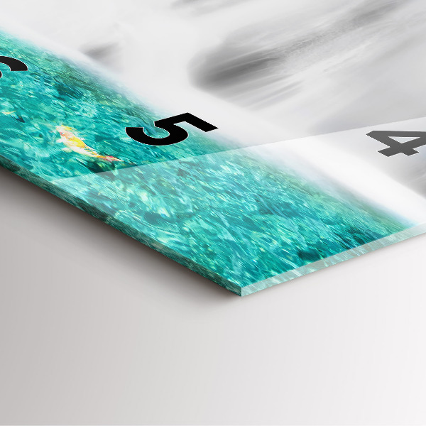 Horloge murale carrée Cascade en Thaïlande