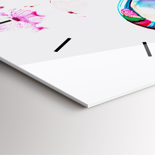 Horloge murale carrée Femme avec des lunettes