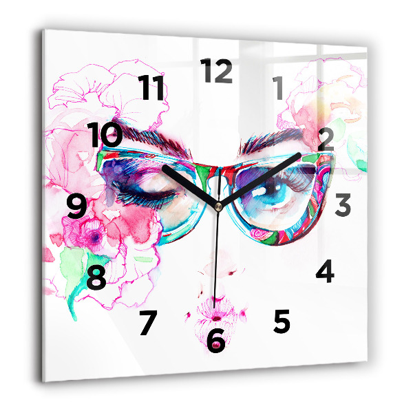 Horloge murale carrée Femme avec des lunettes