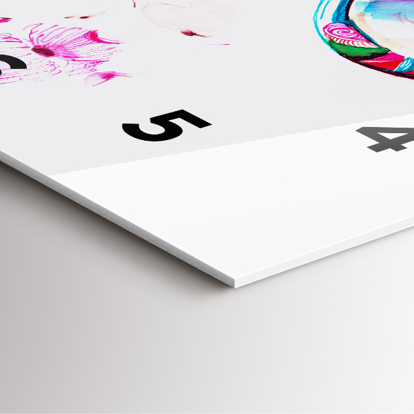 Horloge murale carrée Femme avec des lunettes