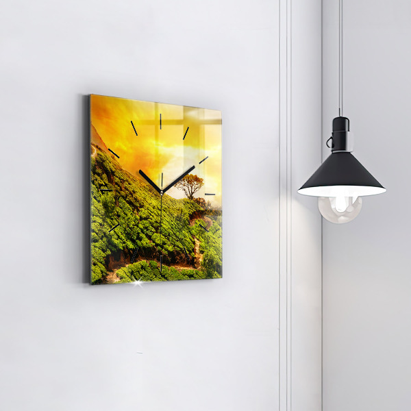 Horloge carrée en verre Colline du thé