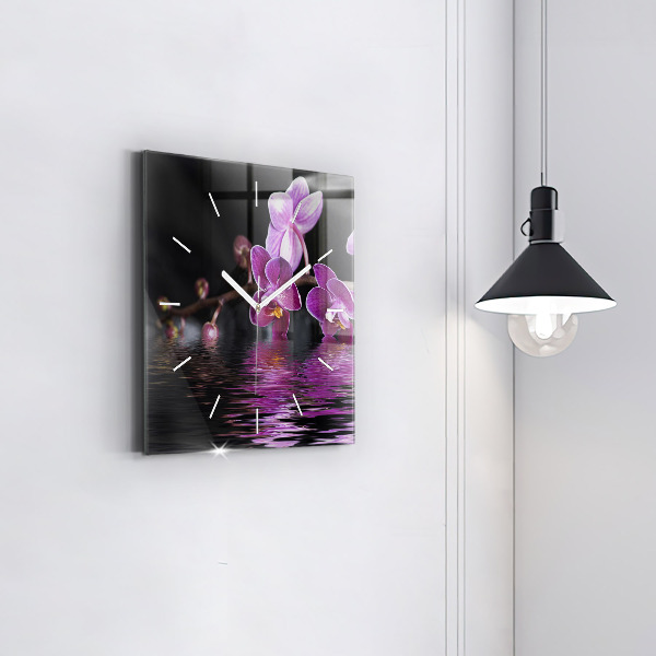 Horloge murale carrée 'Fleur d''orchidée sur l''eau'