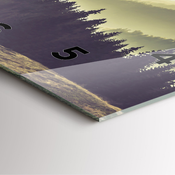 Horloge murale carrée Pentes brumeuses des montagnes