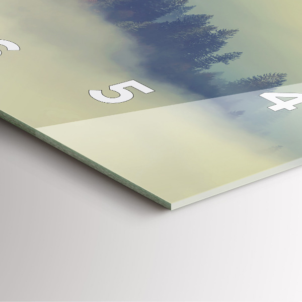 Horloge murale carrée Aigle de la forêt brumeuse