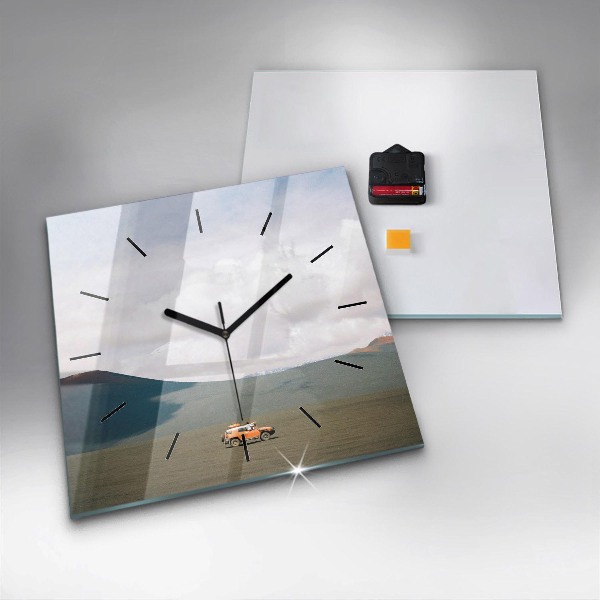 Horloge murale carrée Véhicule dans le désert du Kamtchatka