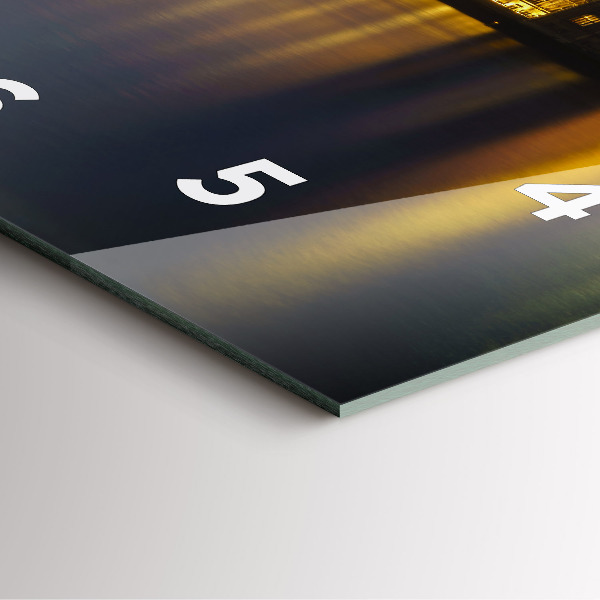 Horloge murale carrée Palais de Winchester à Londres