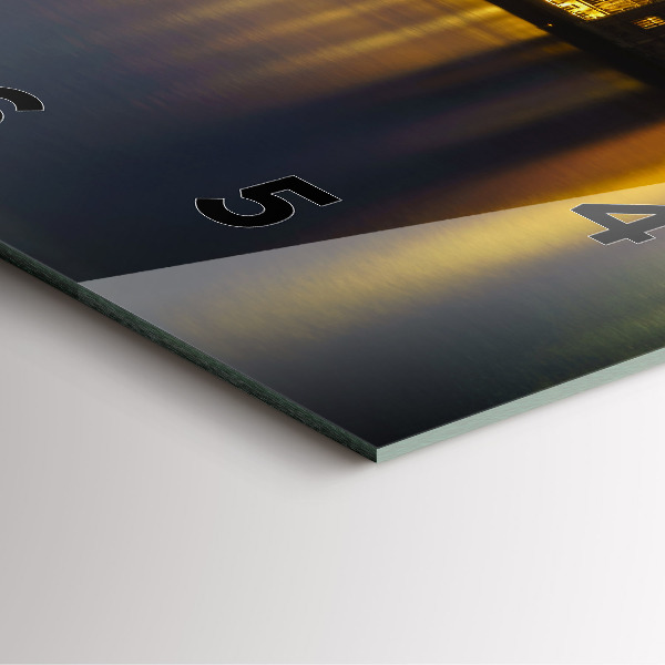 Horloge murale carrée Palais de Winchester à Londres